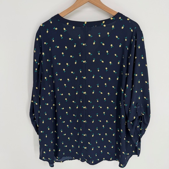 Lemon Navy Ditsy Blouse 2X 22/24 Cottagecore Grandmillennial Feminine Roll Tab - Picture 7 of 9